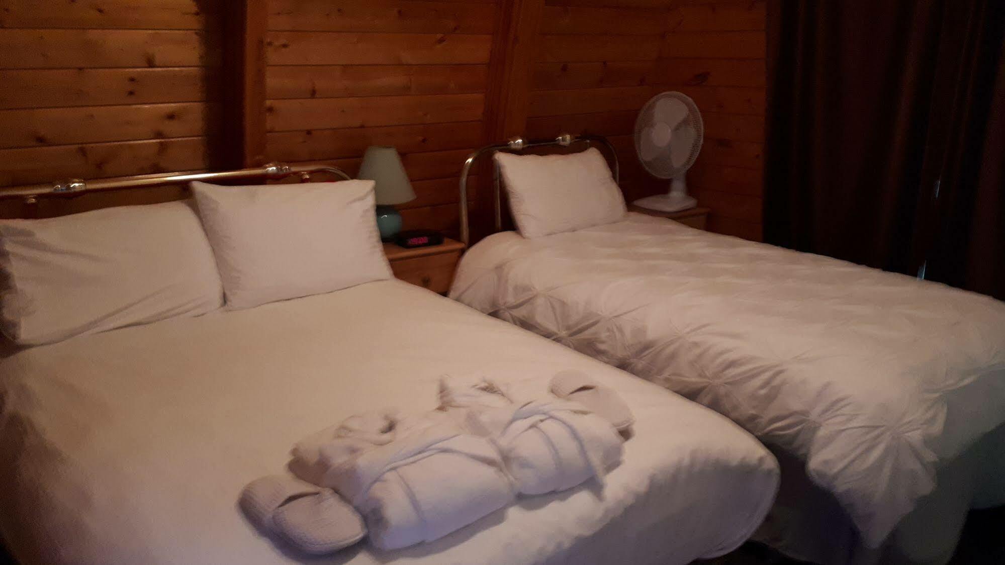 Mineral Springs Resort Fernwood エクステリア 写真
