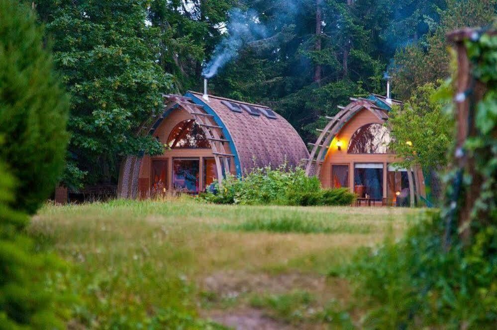 Mineral Springs Resort Fernwood エクステリア 写真